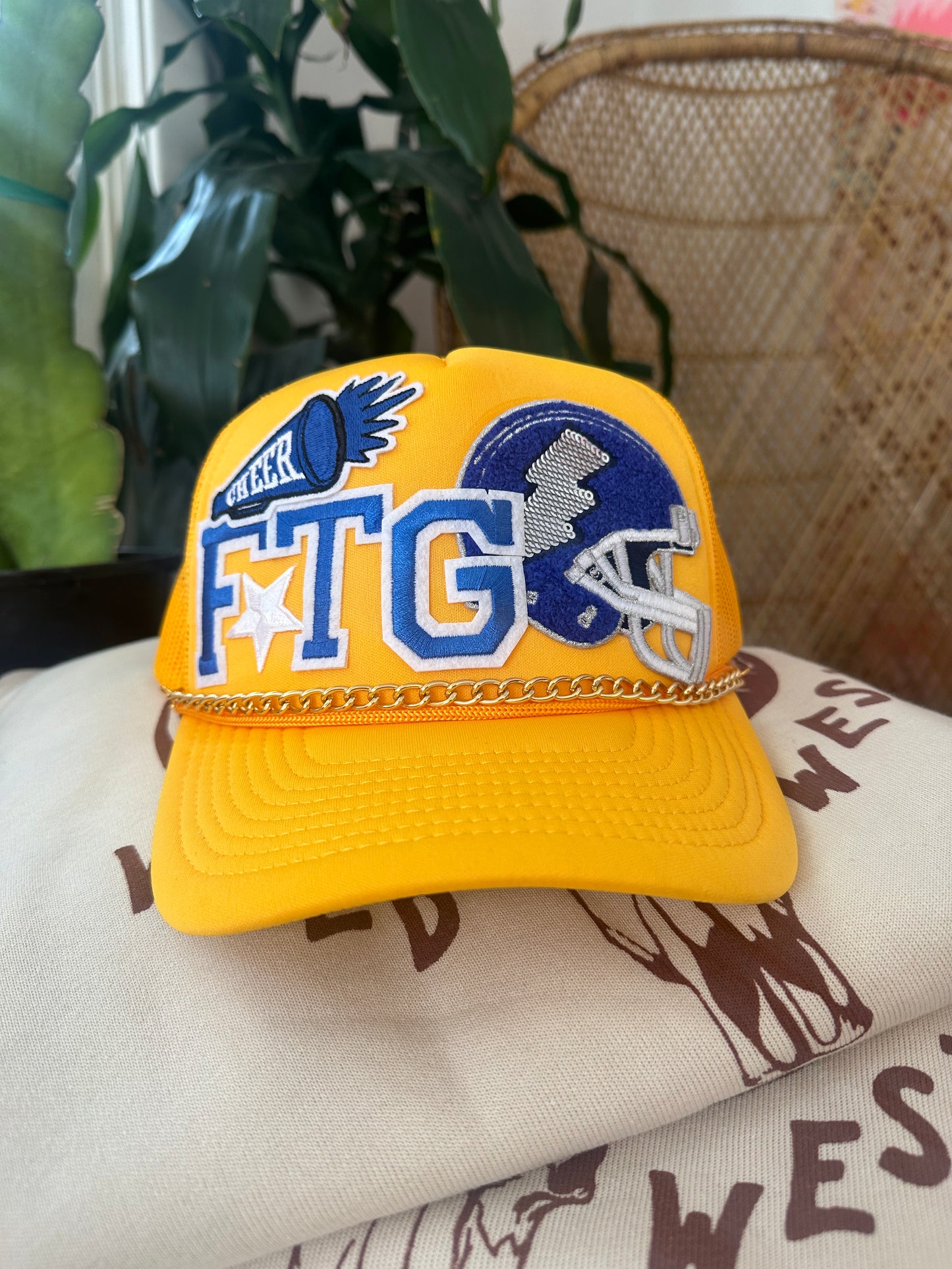 FTG Trucker - Anna's Raffia
