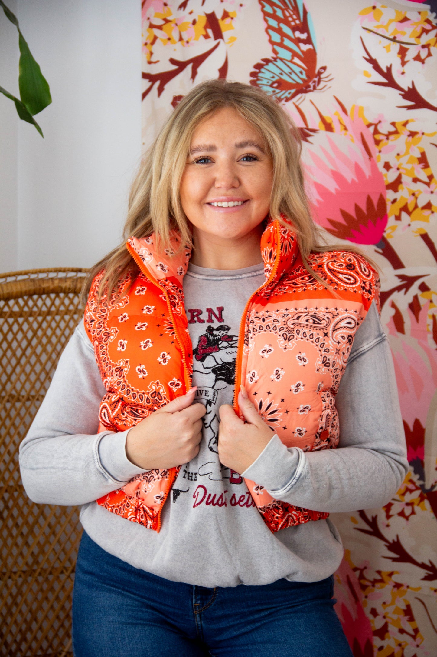 The Paisley Vest - Coral